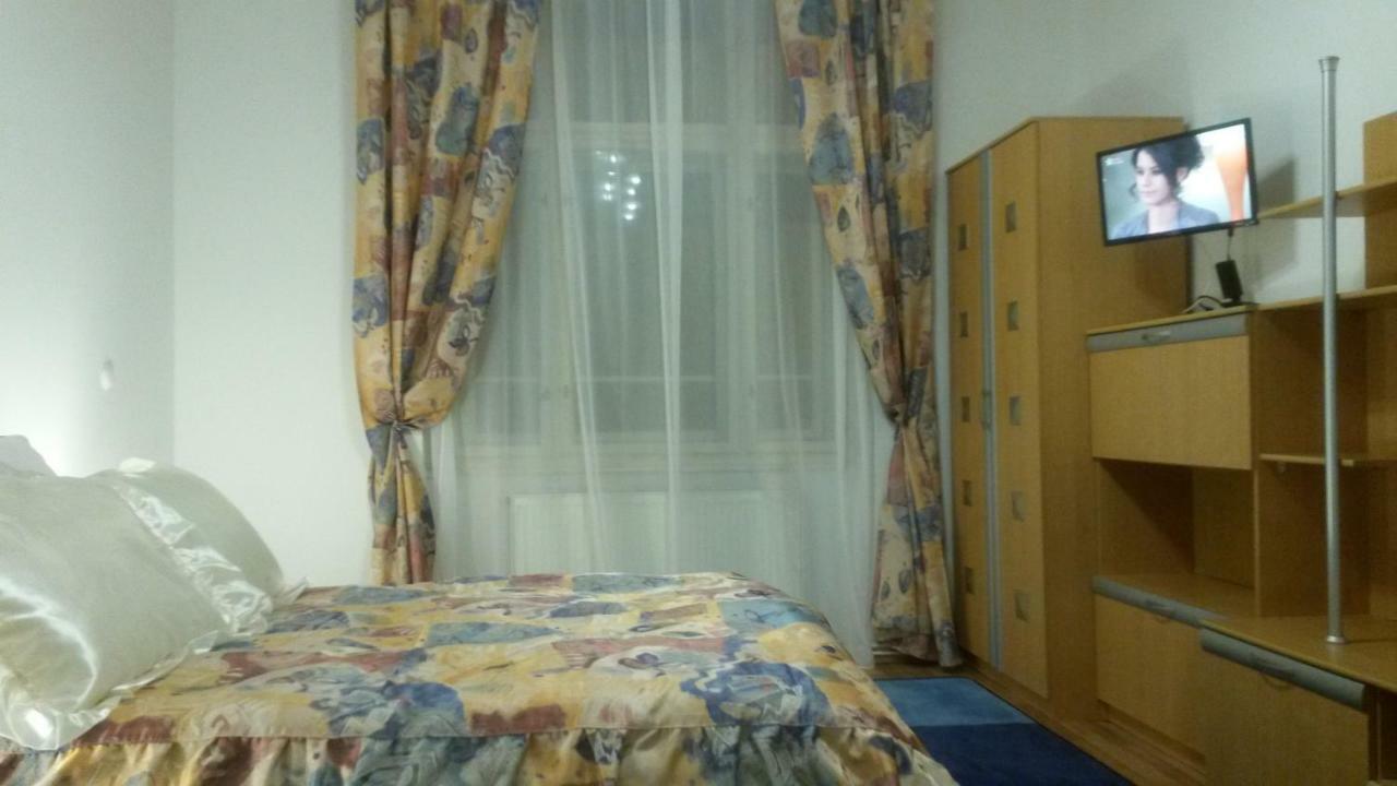 كارلوفي فاري Lana Lo Apartments المظهر الخارجي الصورة